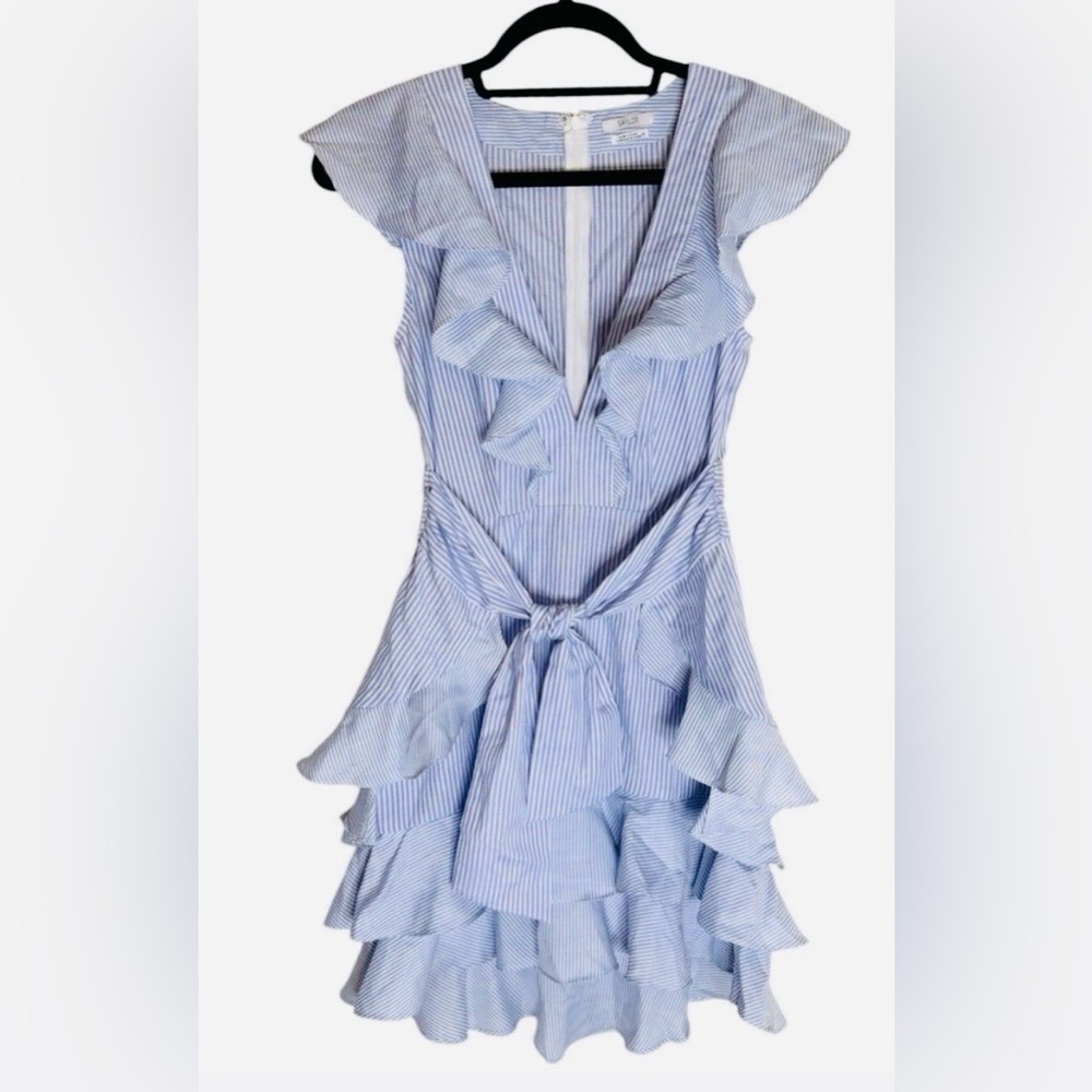 Revolve Saylor Aria Dress Sz small. Stripped blue and white
